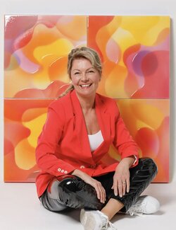 Follow Isabel Kleinert on Select