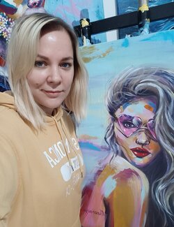 Follow Aliaksandra Tsesarskaya on Select