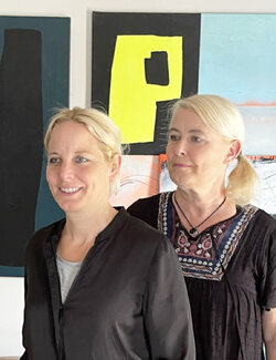 Follow Karen und Simone Lehmann on Select