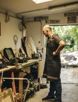 Follow Jean-Baptiste Van den Heede on Select