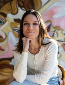 Follow Mathilde Polidori on Select