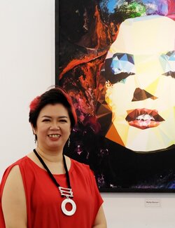 Follow Thuy Nguyen on Select