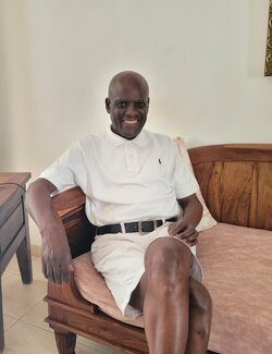 Follow Moise Semexant on Select
