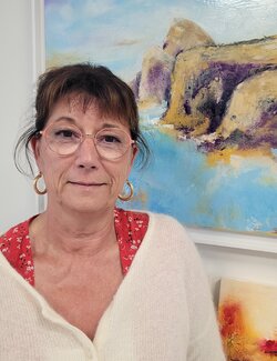 Follow Nadine CHEBROU De LESPINATS on Select