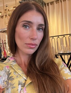 Follow Tatiana Harris Nielsen on Select
