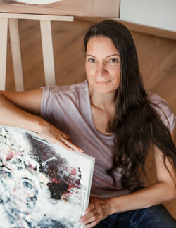 Follow Susanna Schorr on Select