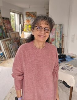 Follow Anne Marie GINTRAND on Select