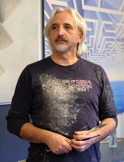 Follow Richard Mierniczak on Select
