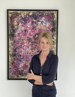Follow Danuta Jagemann on Select