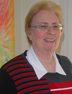 Follow Marie-Claude ELLHËA on Select