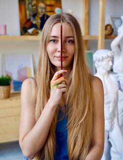 Follow SVETLANA SHAVRINA on Select