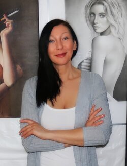 Follow Olga Pursches on Select