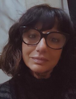 Follow sabrina Missere on Select