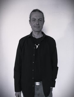 Follow Jasper Borup on Select