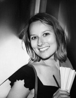 Follow Laura Stauder on Select