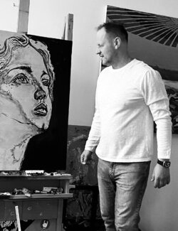 Follow Daniel Pultorak on Select