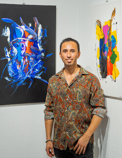Follow Diego Ramos on Select