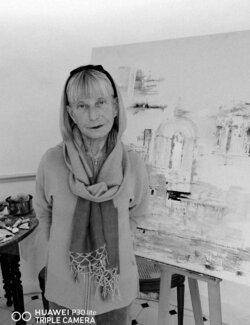 Follow Christiane Benoit on Select
