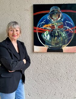 Follow Monika Köhler on Select