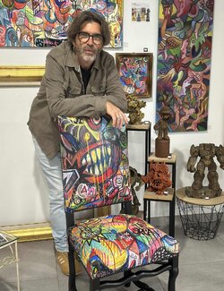 Follow Gilles Pierre on Select