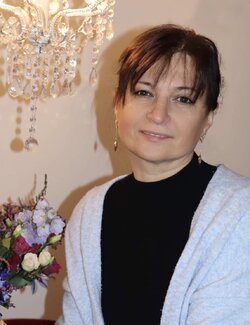 Follow Oksana Salminen on Select