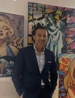 Follow Fabrizio Ceccarelli on Select