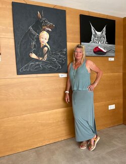 Follow Angela Weidner on Select