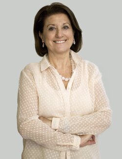 Follow MARIA PIA MUCCI on Select