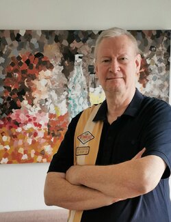 Follow Dieter Becker on Select