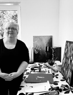 Follow Mieke Van Cauter on Select