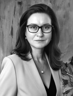 Follow Aleksandra Łojek-Szymanowska on Select