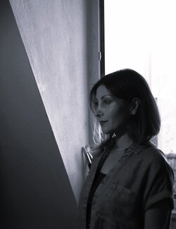 Follow Vida Göhlmann on Select