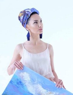 Follow Liliia Postil on Select