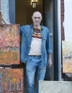 Follow Daniele Guidi on Select