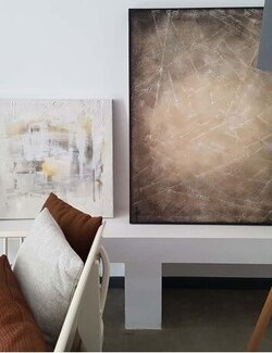 Follow Sandrine Hartmann on Select