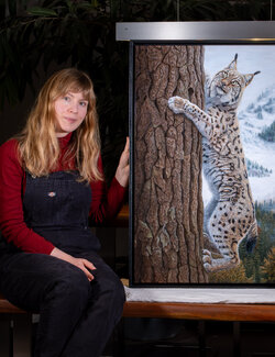 Follow Isabeau Schmikowski on Select