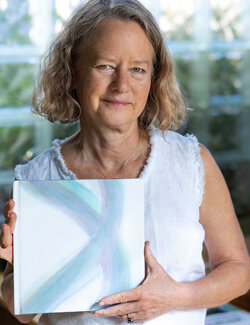 Follow Karin Edgett on Select