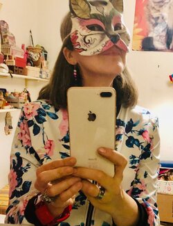 Follow Francesca Romana Luzi on Select