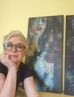 Follow Irina Moiseeva on Select