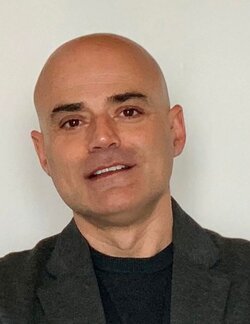 Follow Giovanni de Michele on Select