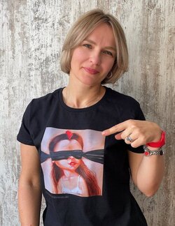 Follow Naty Pop on Select