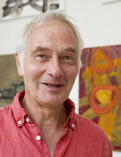 Follow Uwe Beyer on Select