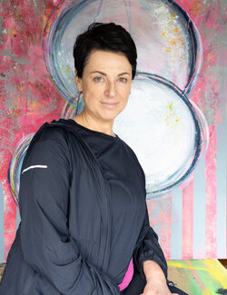 Follow Christine Rechnitzer on Select