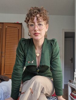 Follow Carla Gabriela Ene on Select