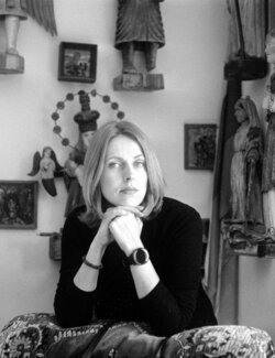 Follow Gina Vor on Select