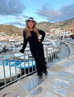 Follow Katja Nagel on Select