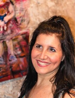 Follow Monica Argentino on Select