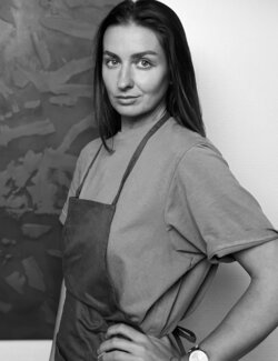 Follow Nataliia Zevaikina on Select