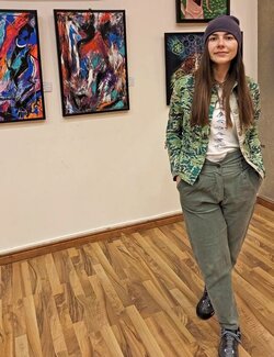 Follow Ana Maria Guta on Select