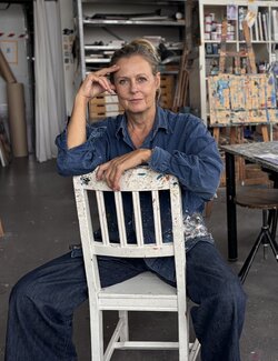 Follow Barbara Landbeck on Select